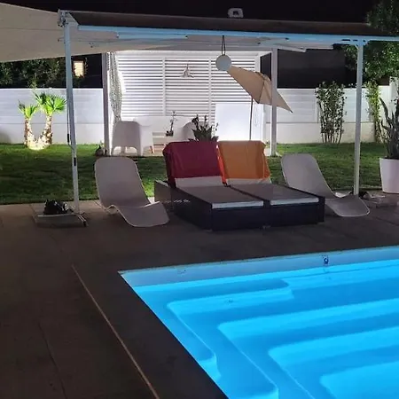 Bed & Breakfast La Valentine 1 4*
